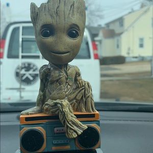 Meet your Posher, CB